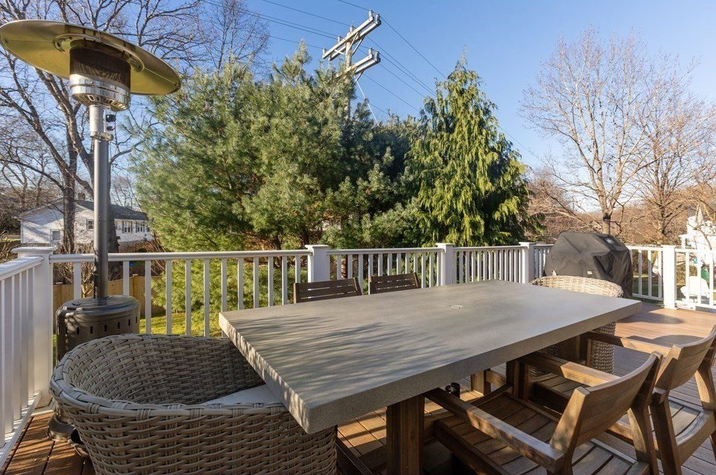 Featured Listing 5 Stonegate Lane Hingham Anchor