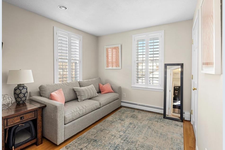 Featured Listing 5 Stonegate Lane Hingham Anchor