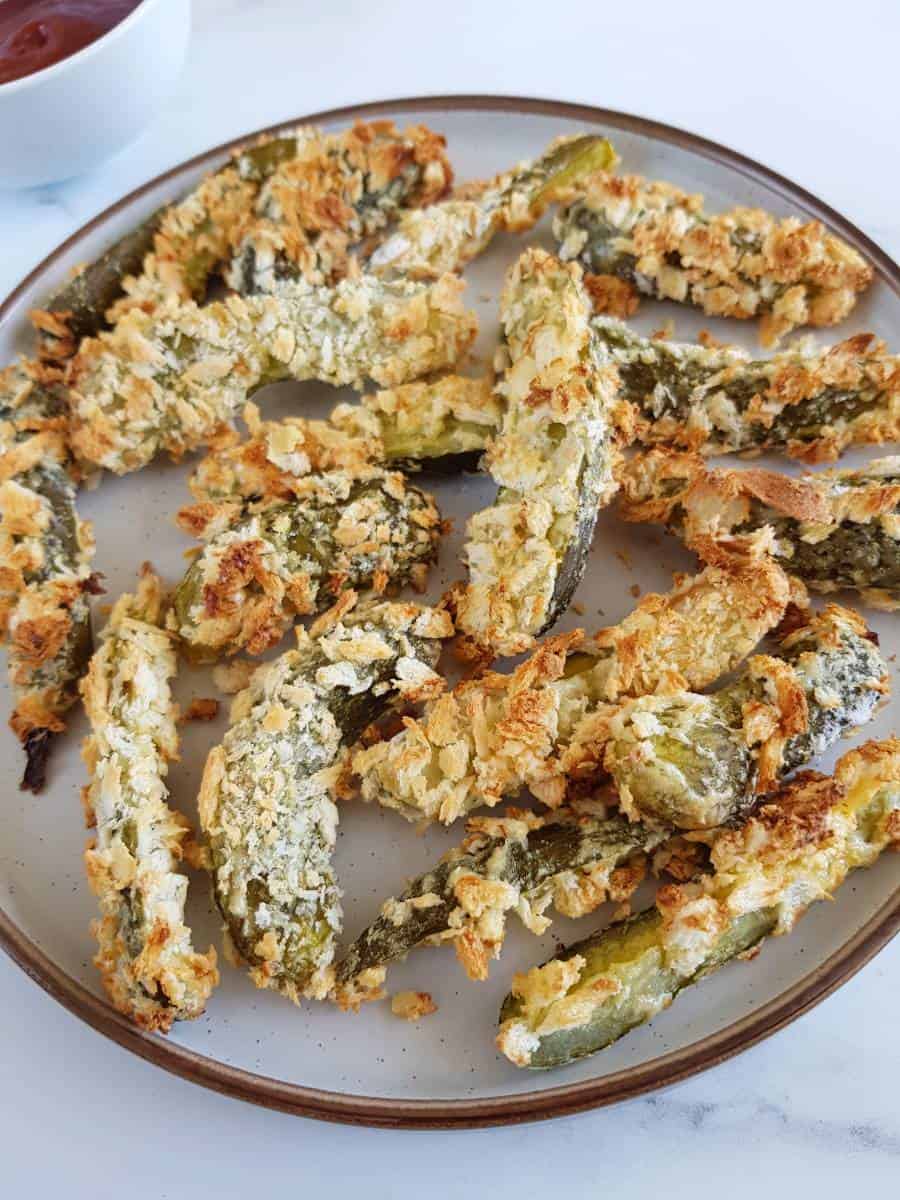 Air Fryer Pickles {Easy Low Calorie Snack} Hint of Healthy