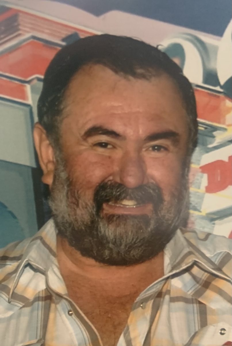 Larry Russell [Profiles] • Instagram, Twitter, TikTok Foller