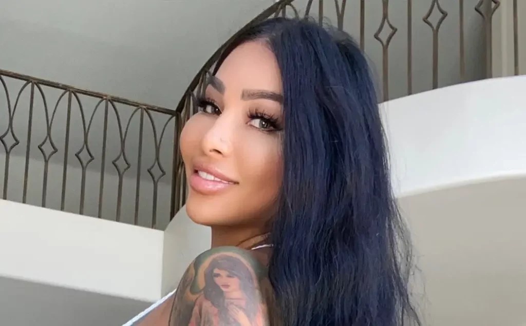 Brittanya Razavi (Brittanya187) Age, Family, Career, Net Worth