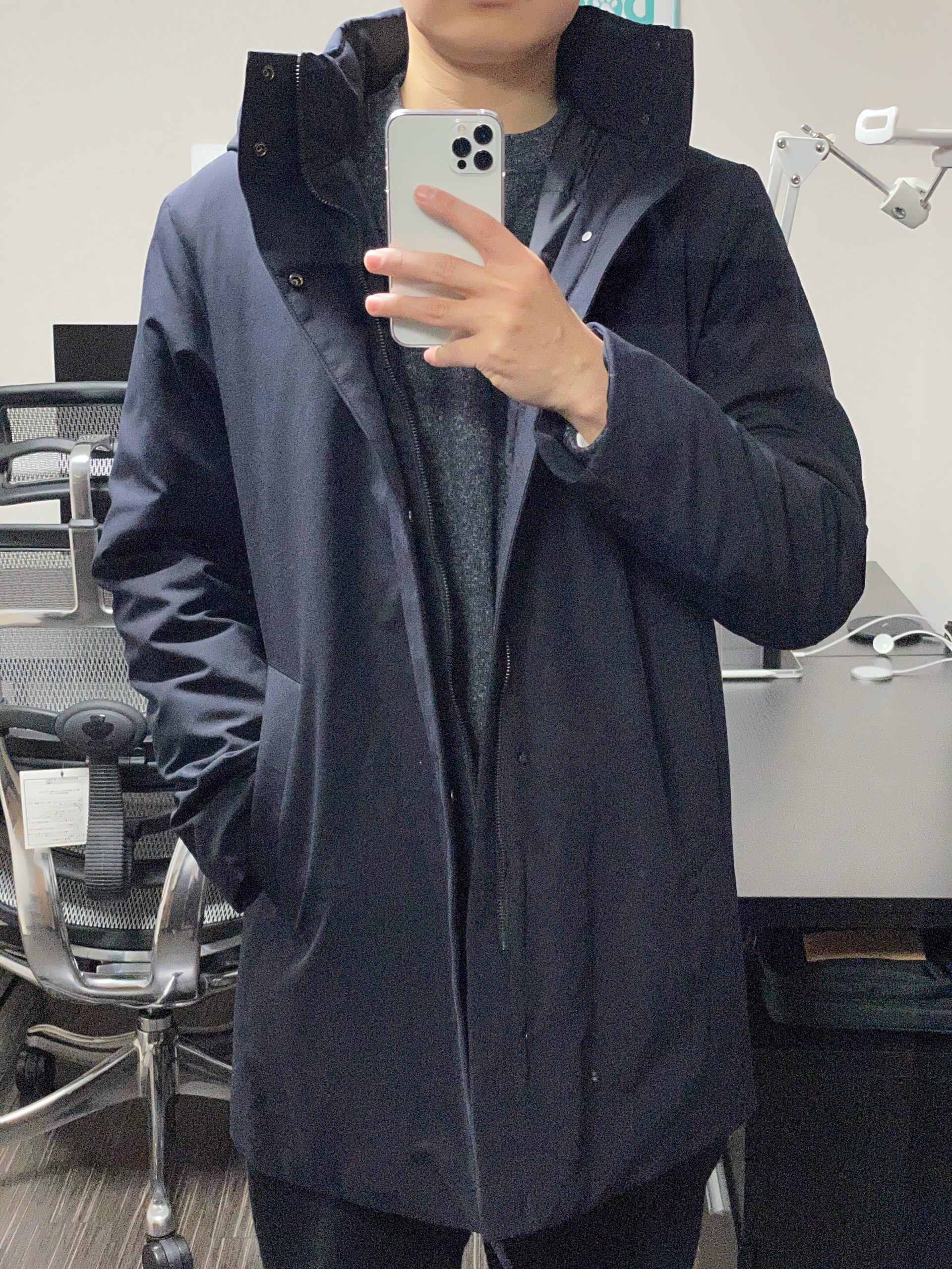 【UNIQLO】ハイブリッドダウンパーカを持っているのにハイブリッドダウンコートを追加購入！その理由 すでに起こった未来ってどこだ？