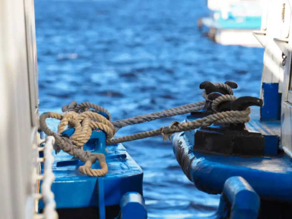 Essential Tips How to Anchor a Floating Dock Successfully Hiseadock