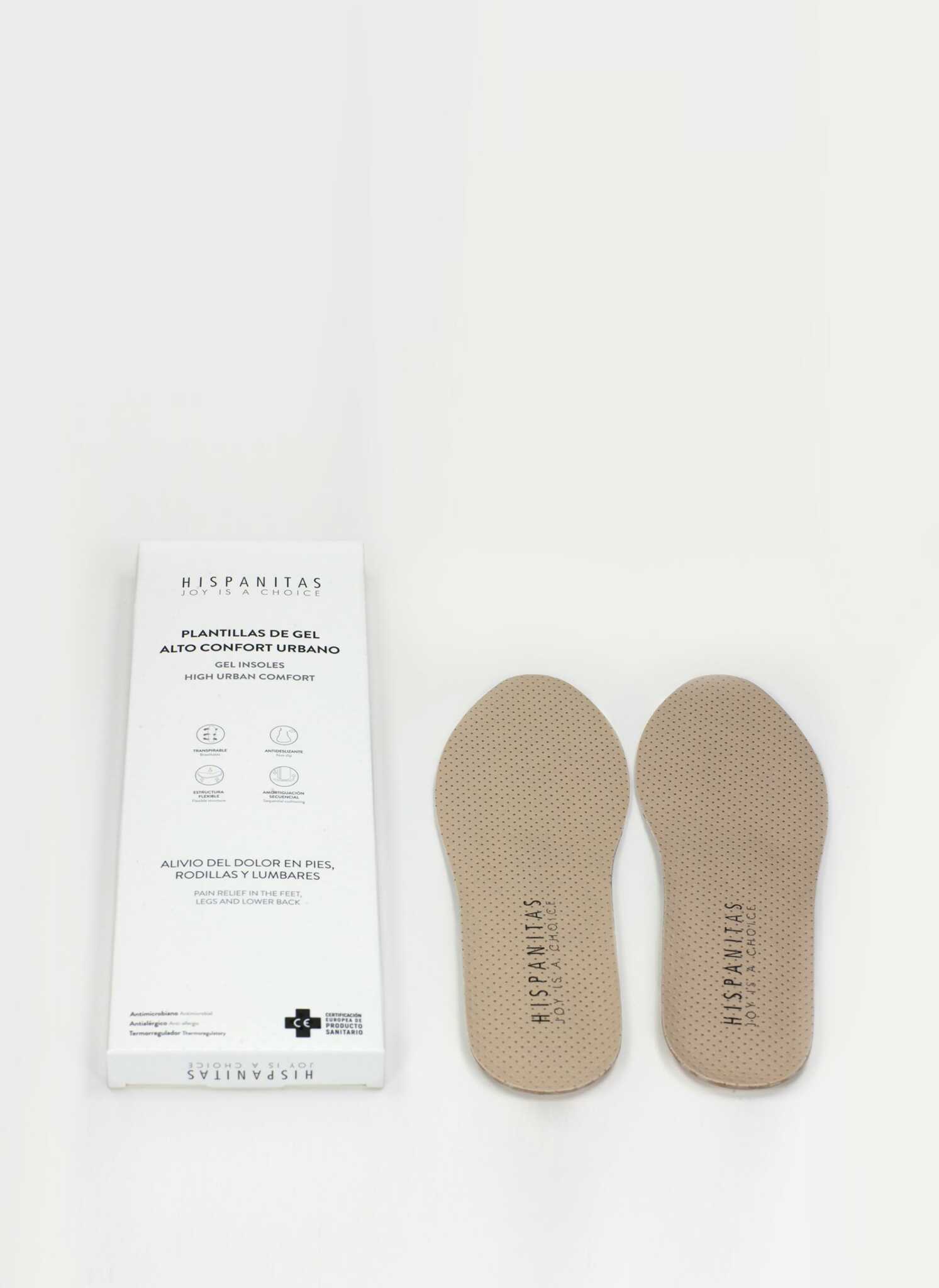 ¿Cómo llevar plantillas de gel en las sandalias y no morir en el