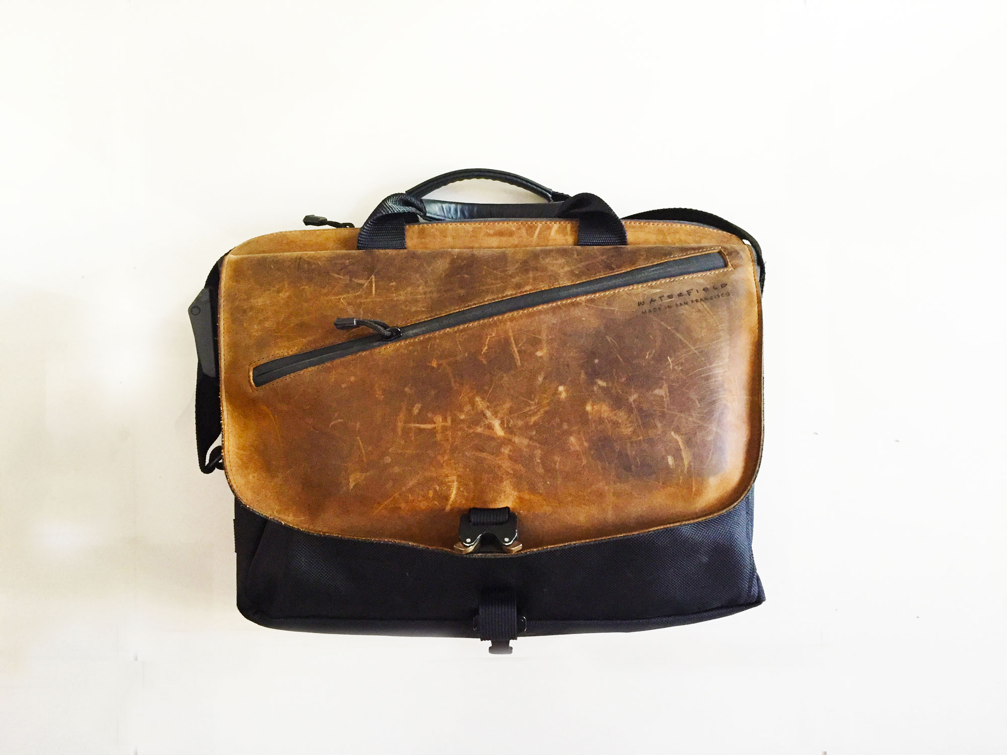 waterfield cargo laptop bag