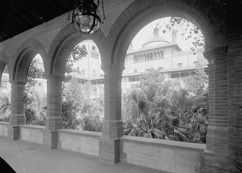 Pictures 9 Hotel Ponce de Leon, St Augustine Florida