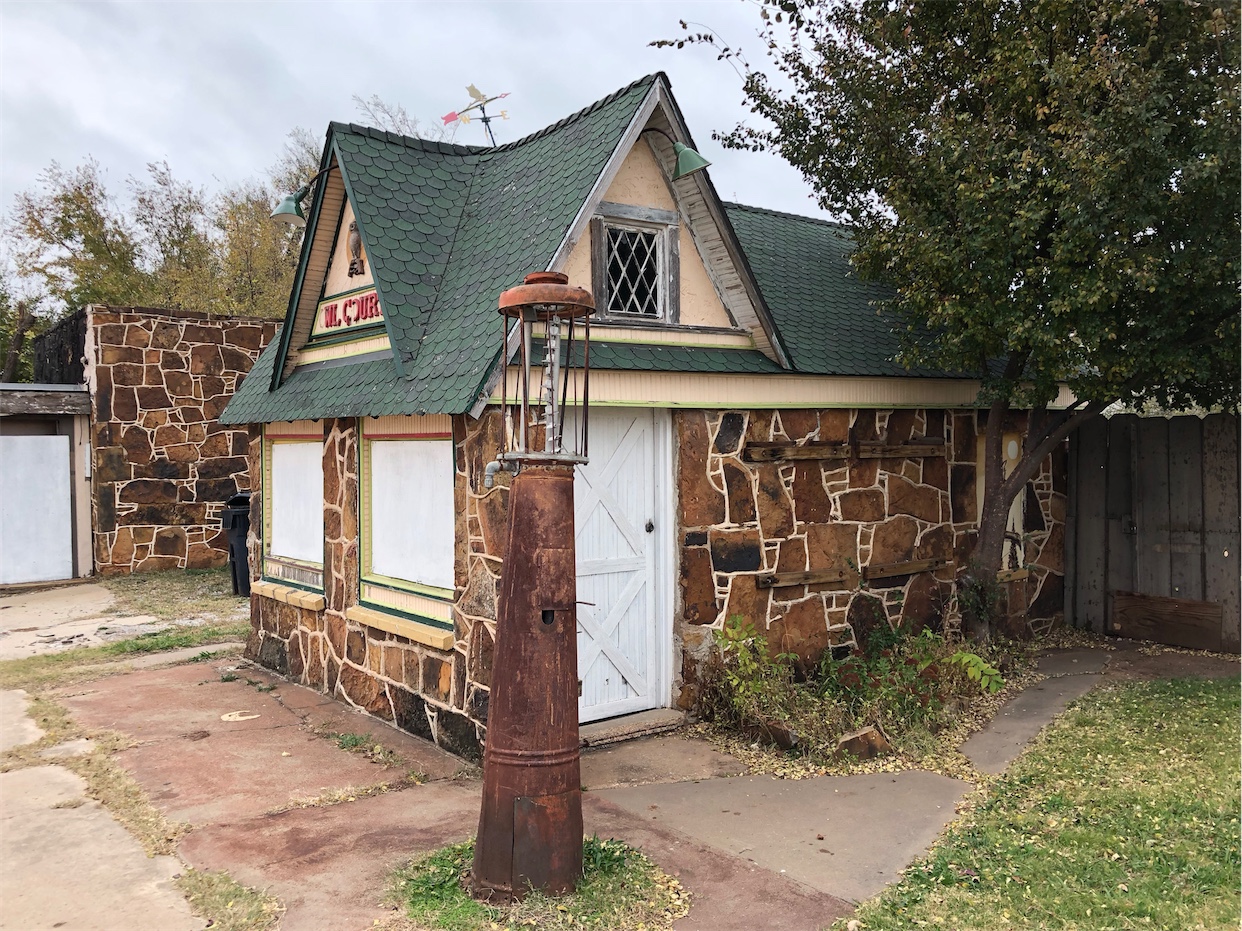 Owl Court Historic66