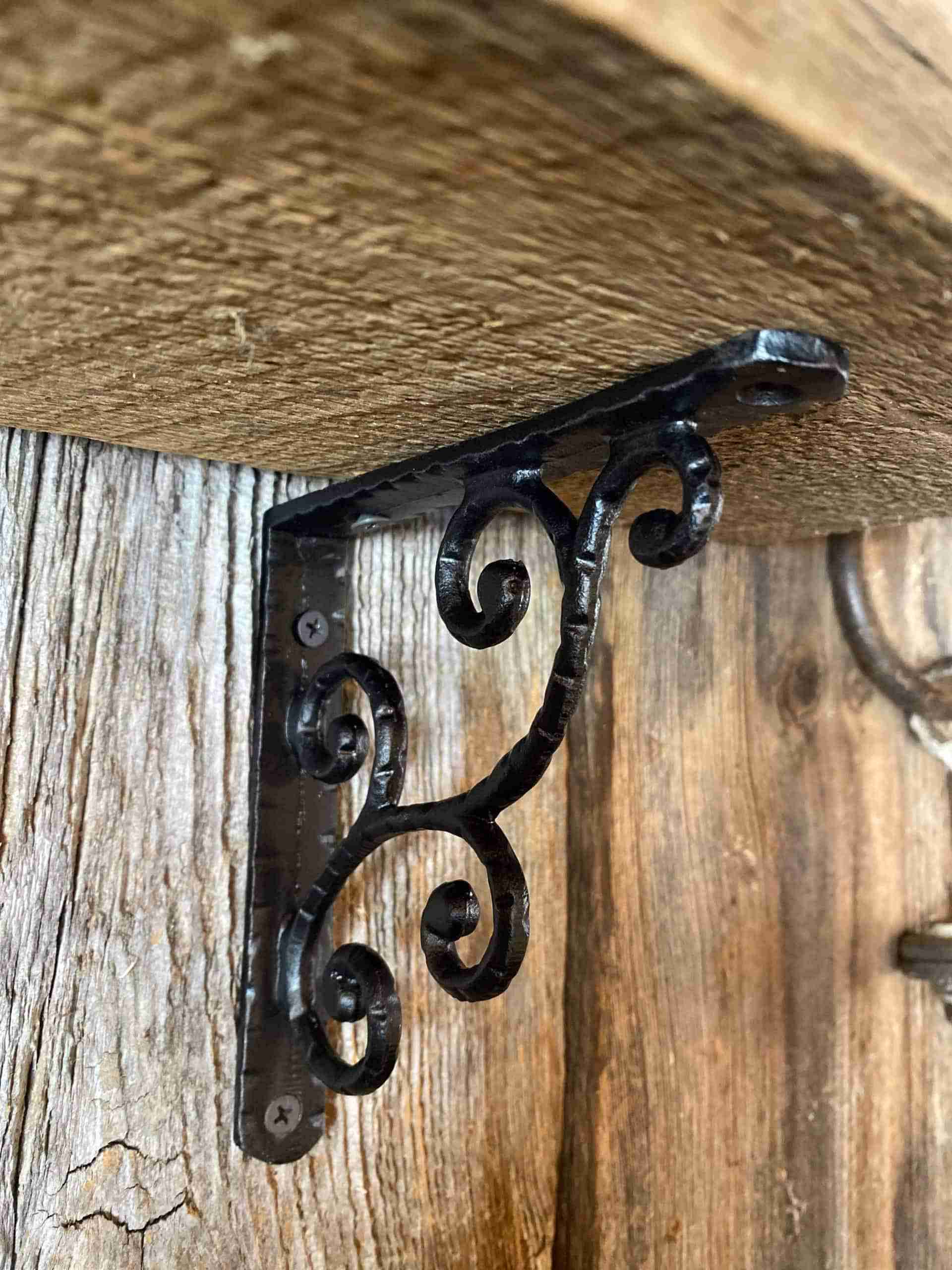 5 1/2" Victorian Style Shelf Bracket Historic House Salvage