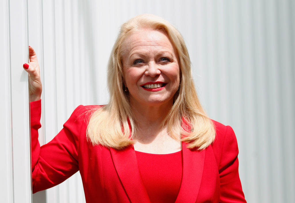 Who plays Caroline Warner in Yellowstone? It’s not Sally Struthers