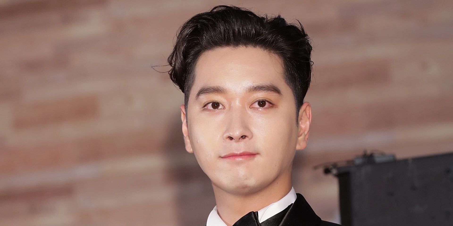 2PM Chansung reveals marriage with girlfriend & confirms JYP exit in 2022