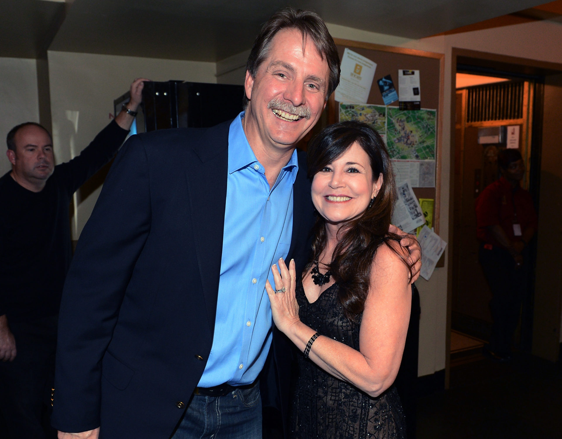 Jeff Foxworthy’s wife is a prime topic in comedian’s Netflix special