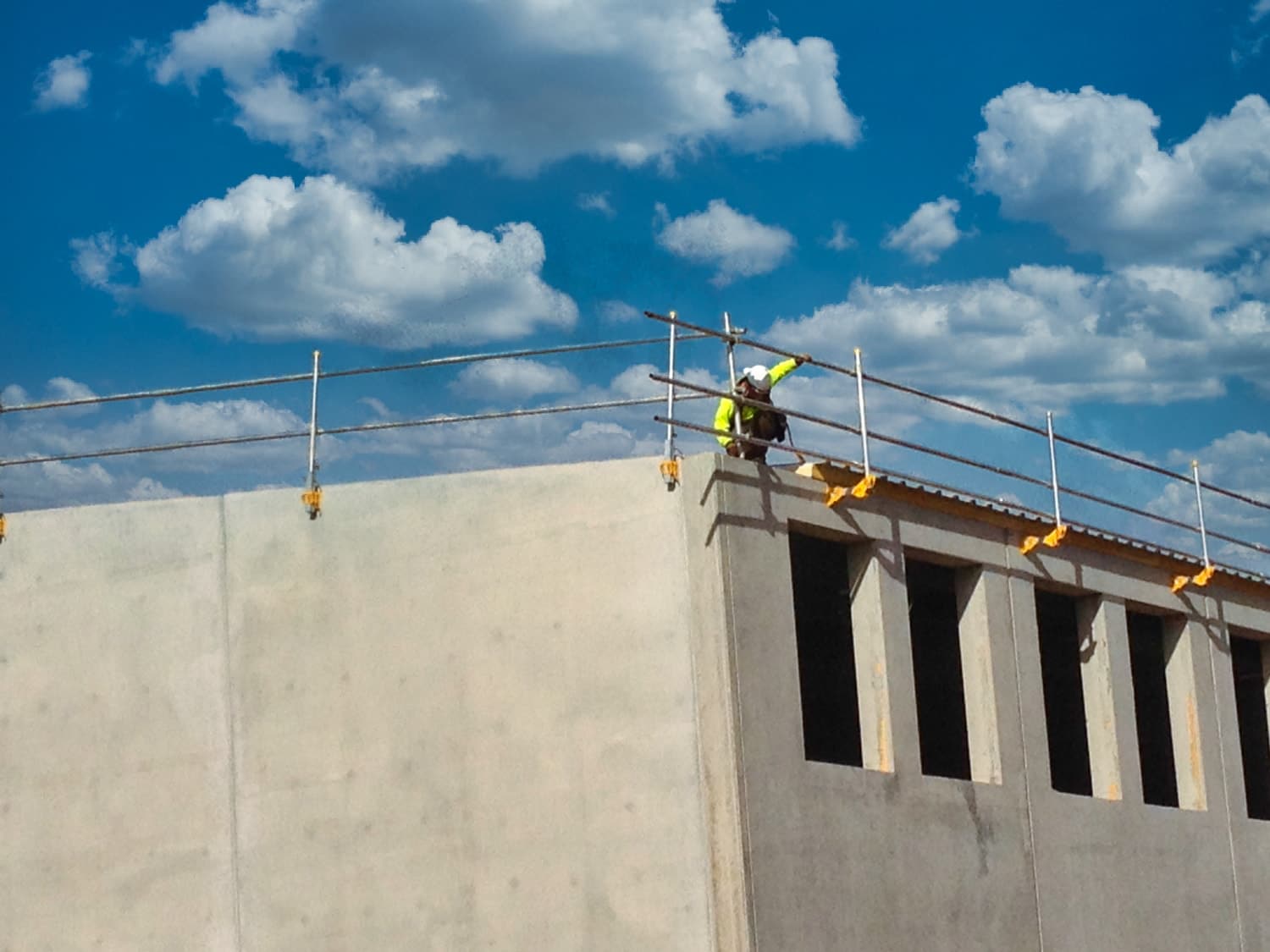 Commercial Scaffold Edge Protection HiTop Scaff