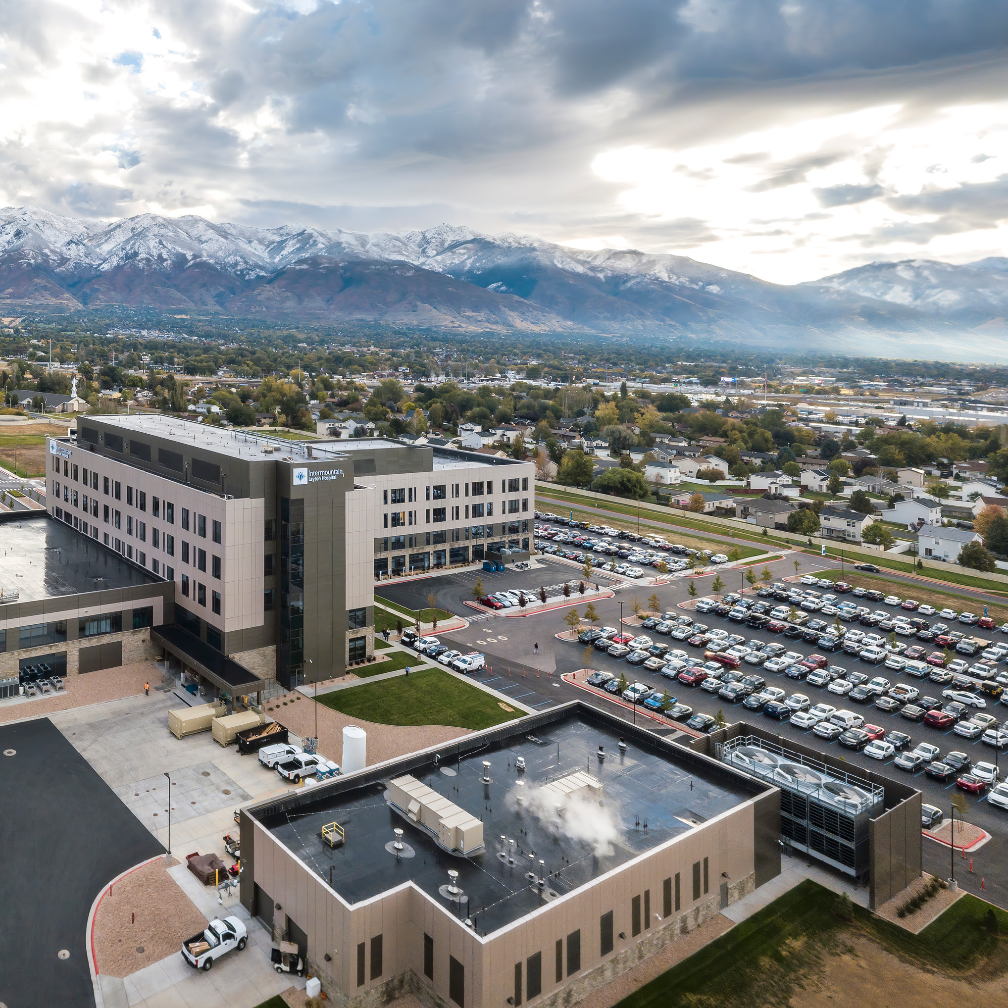 Intermountain Layton Hospital and Parkway Clinic HKS Architects