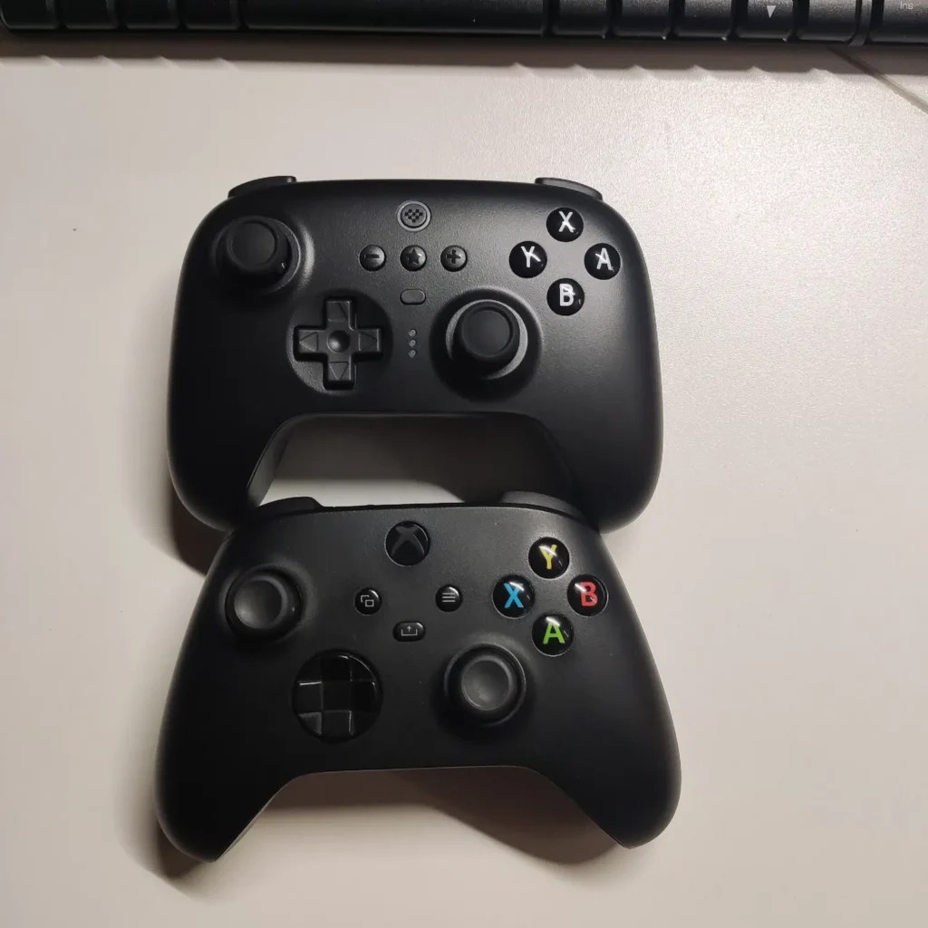 Let's compare 8bitdo Ultimate BT vs Xbox One Wireless
