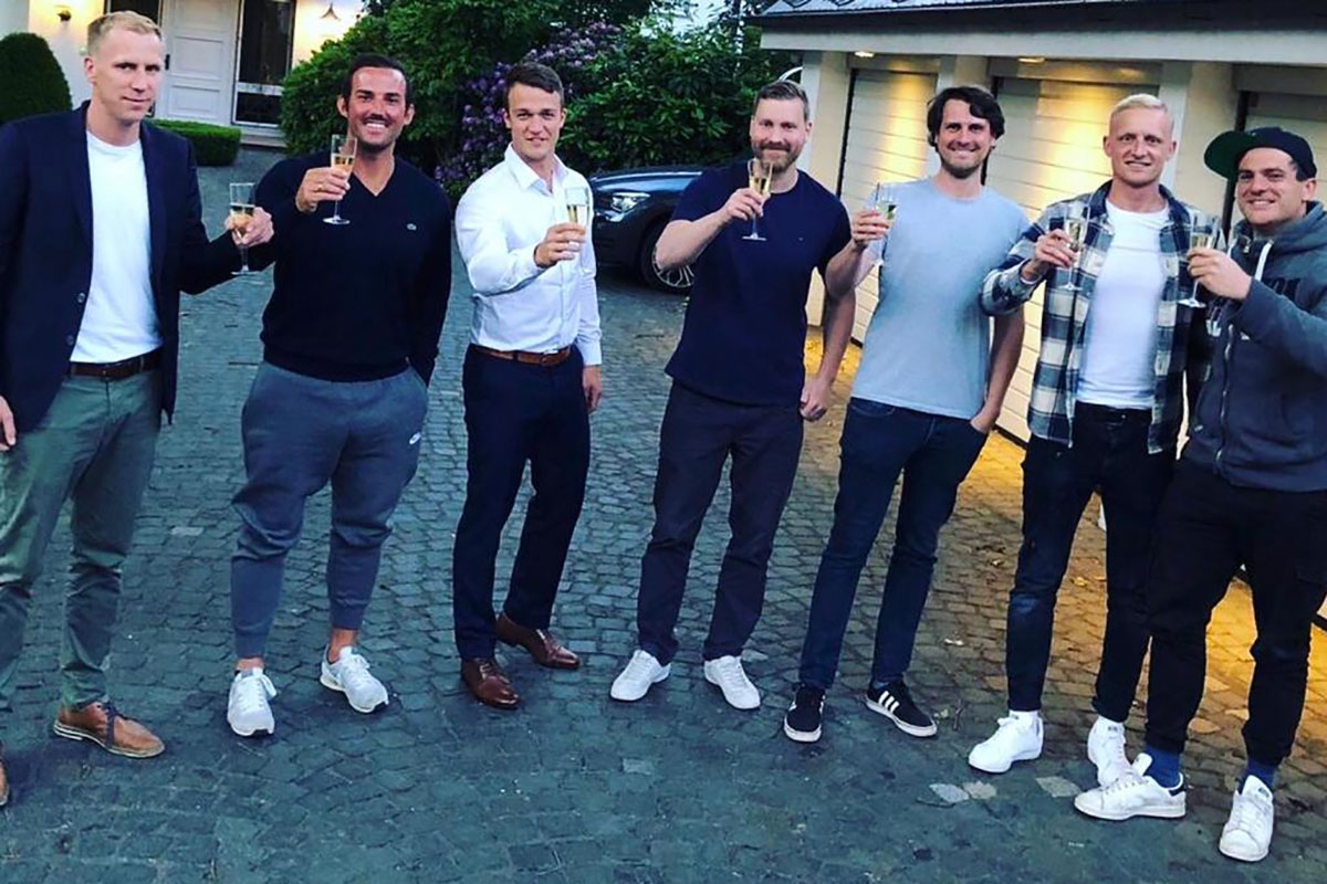 Neuer Fisch im Vereinsteich Weber & Friends gründen FC Niendorf/Ostsee