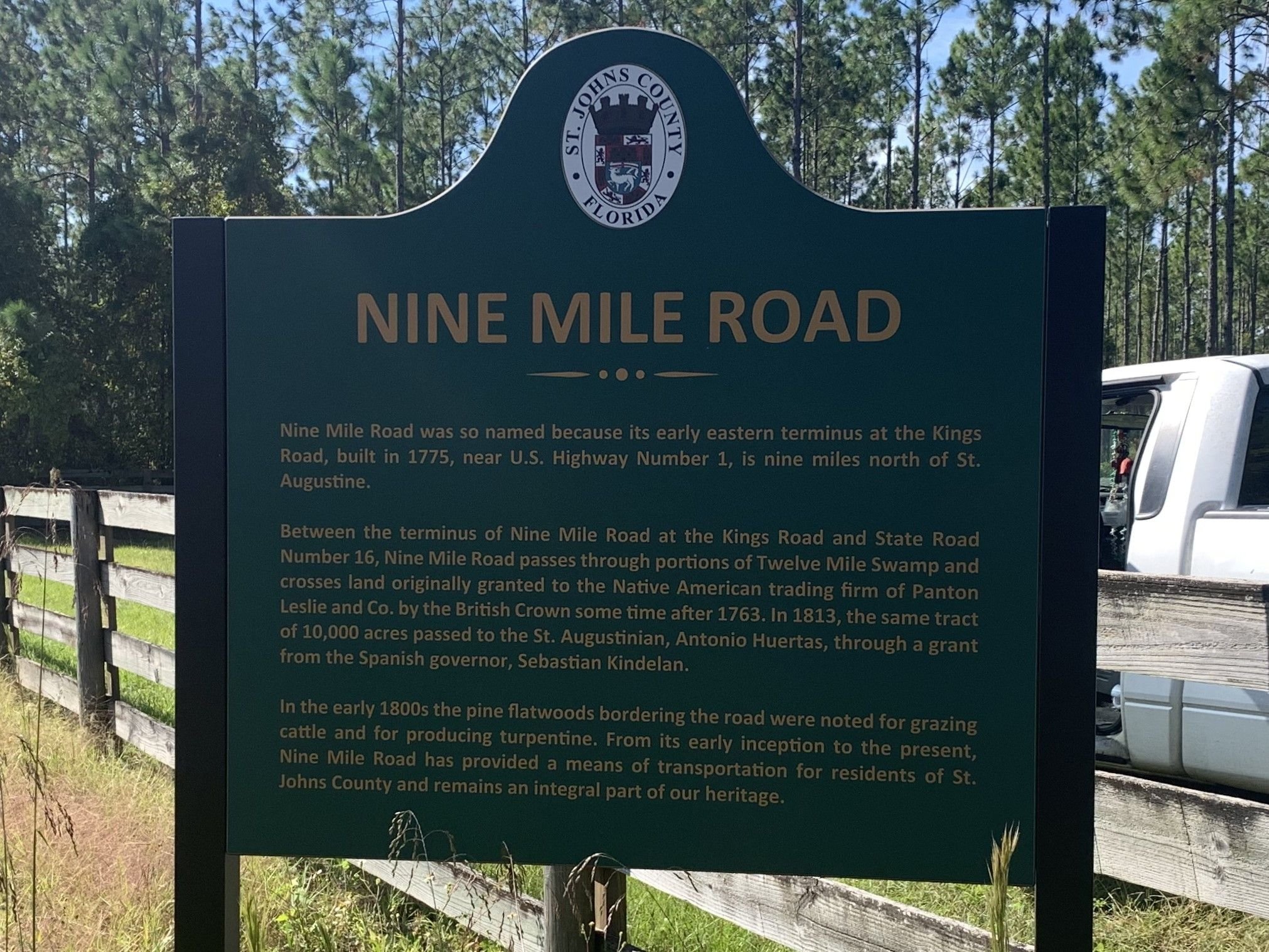 Photo Nine Mile Road Marker