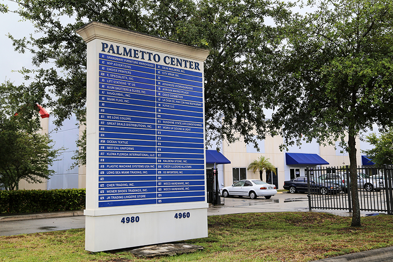 Palmetto Center H&M Development