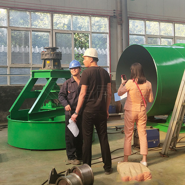 portable vertical shaft mixer for organic Fertilizer