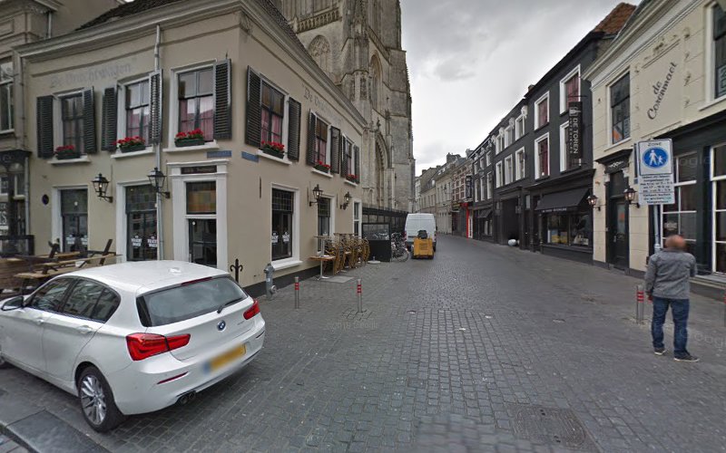 City Centre Apartment Breda HoApp