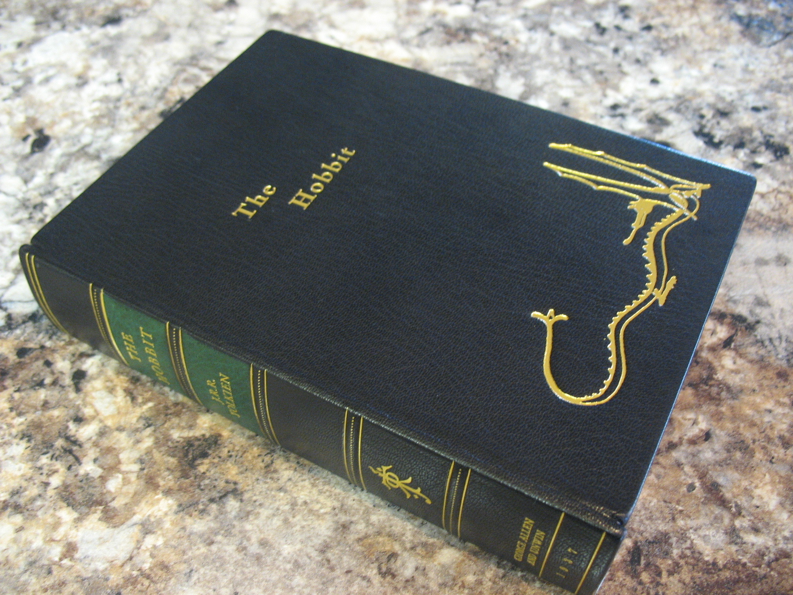 Hobbit.ca Rare Books for sale