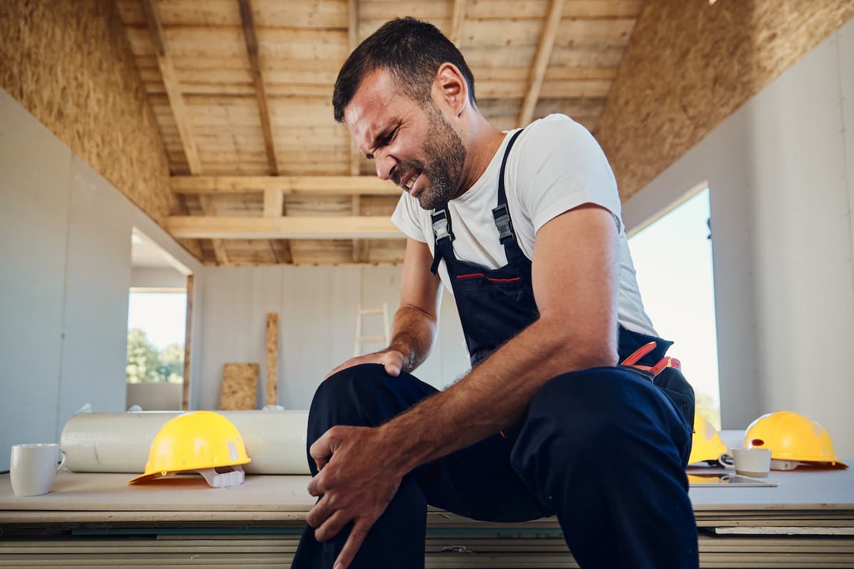 The Impact of Knee Injuries on Workers in St. Louis