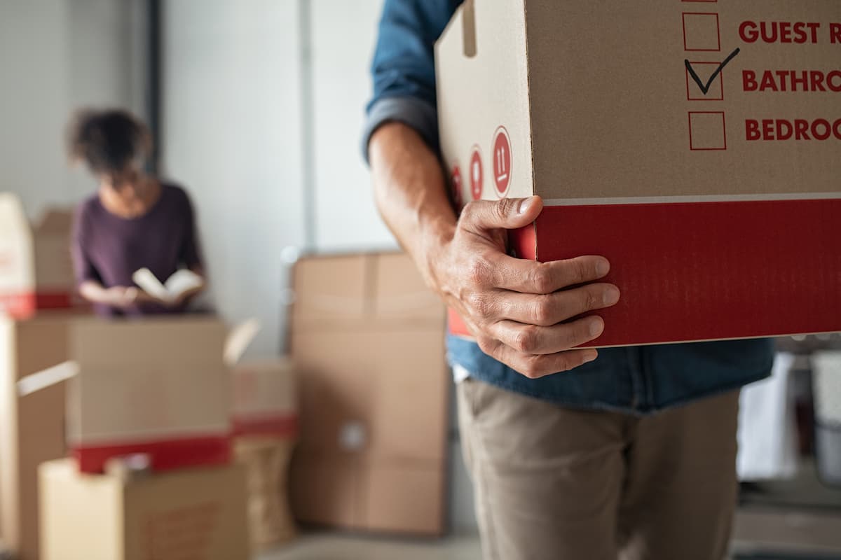 Can You Move Out of State While On Missouri Workers Compensation?