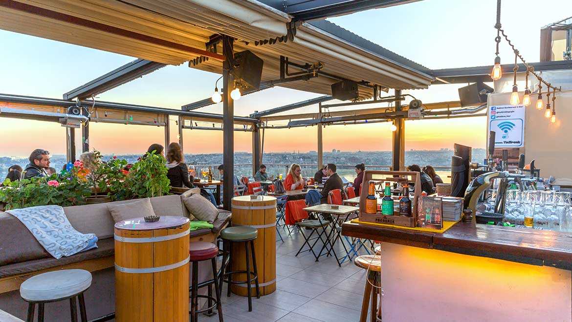 20 Best Bars in Istanbul For a Fun Night Out Holidify