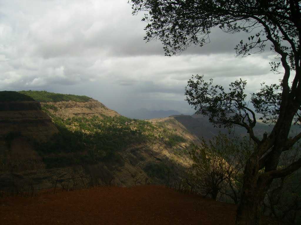 Alexander point Matheran Alexander point images, best time to visit