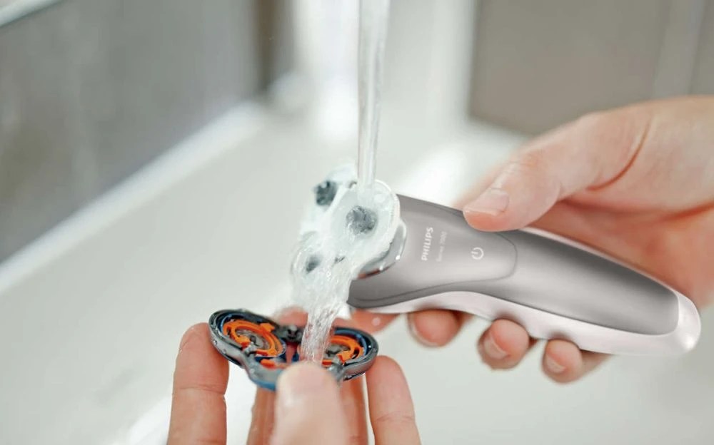 Philips Lumea Series 9000 BRI958/00 IPL epilátor - Holime.cz