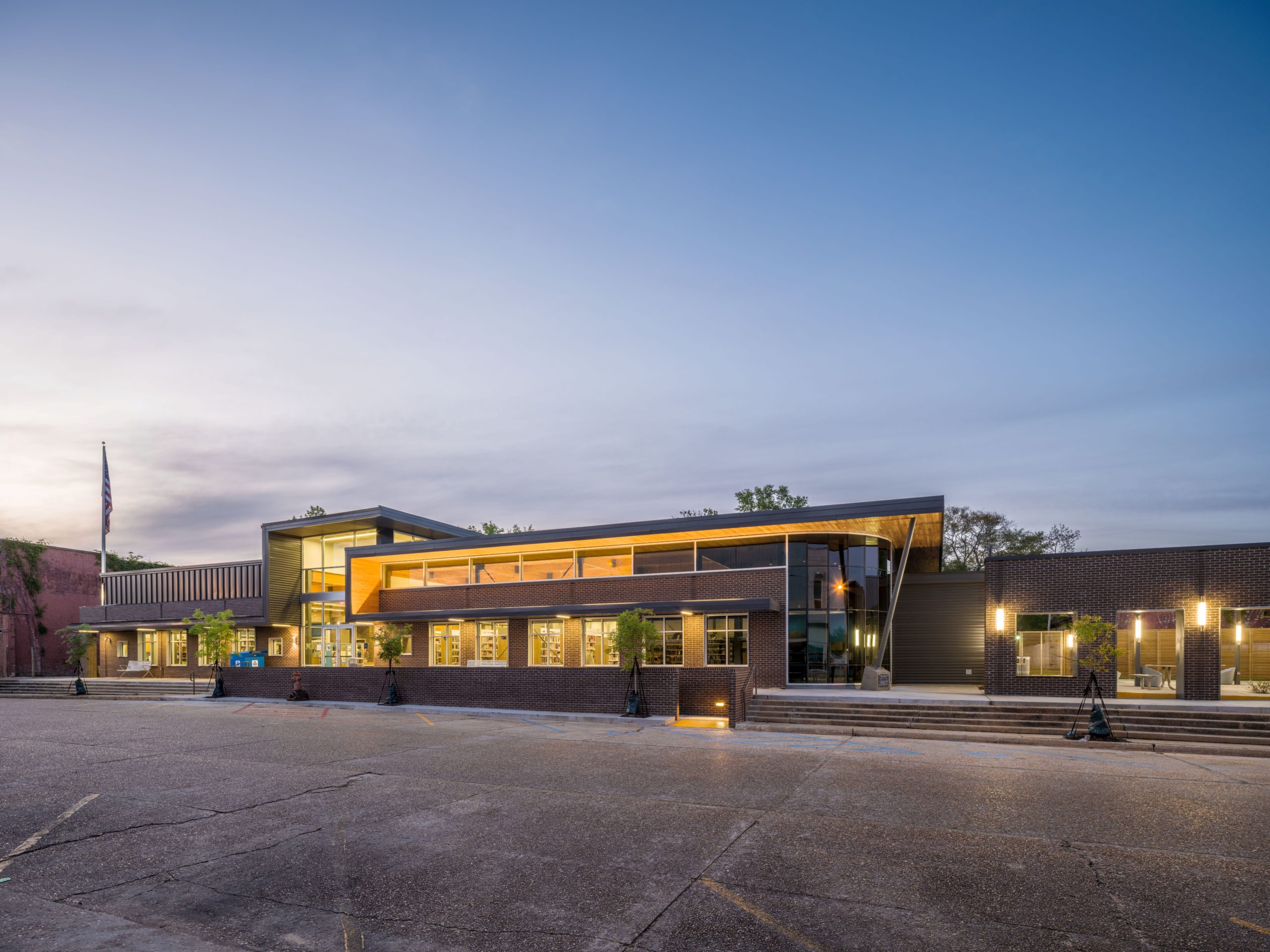 Kentwood Library Branch Holly & Smith