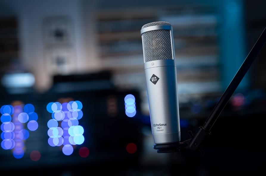 Dynamic vs Condenser Microphones Hollyland