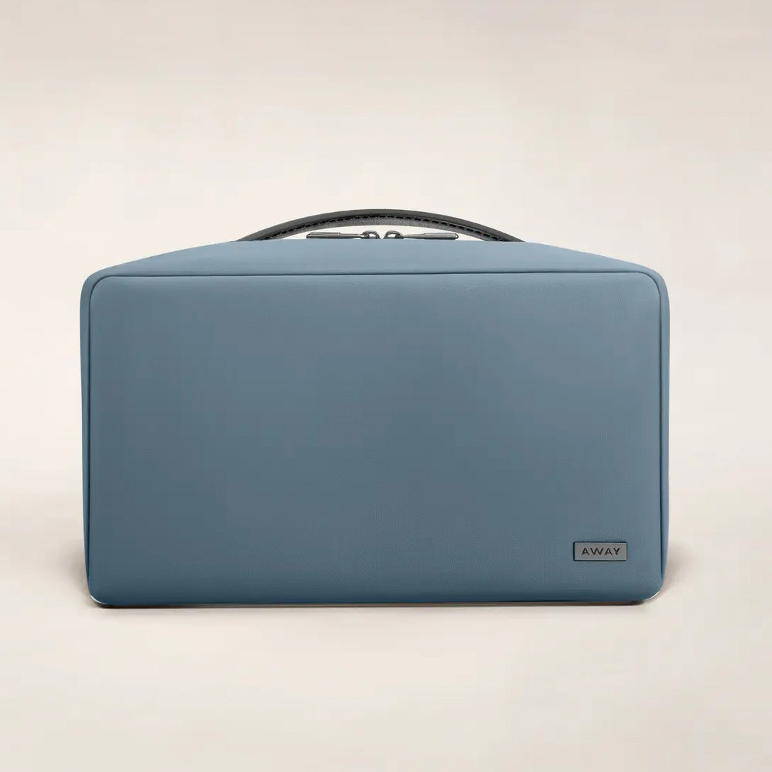The Best Toiletry Bags of 2024 Calpak, Béis, Patagonia, Bellroy