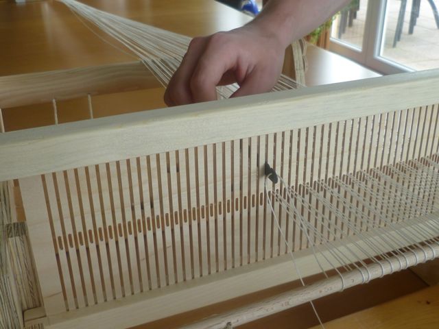 Kammwebstuhl selbstgebaut Teil 2 Weben Holz und Leim
