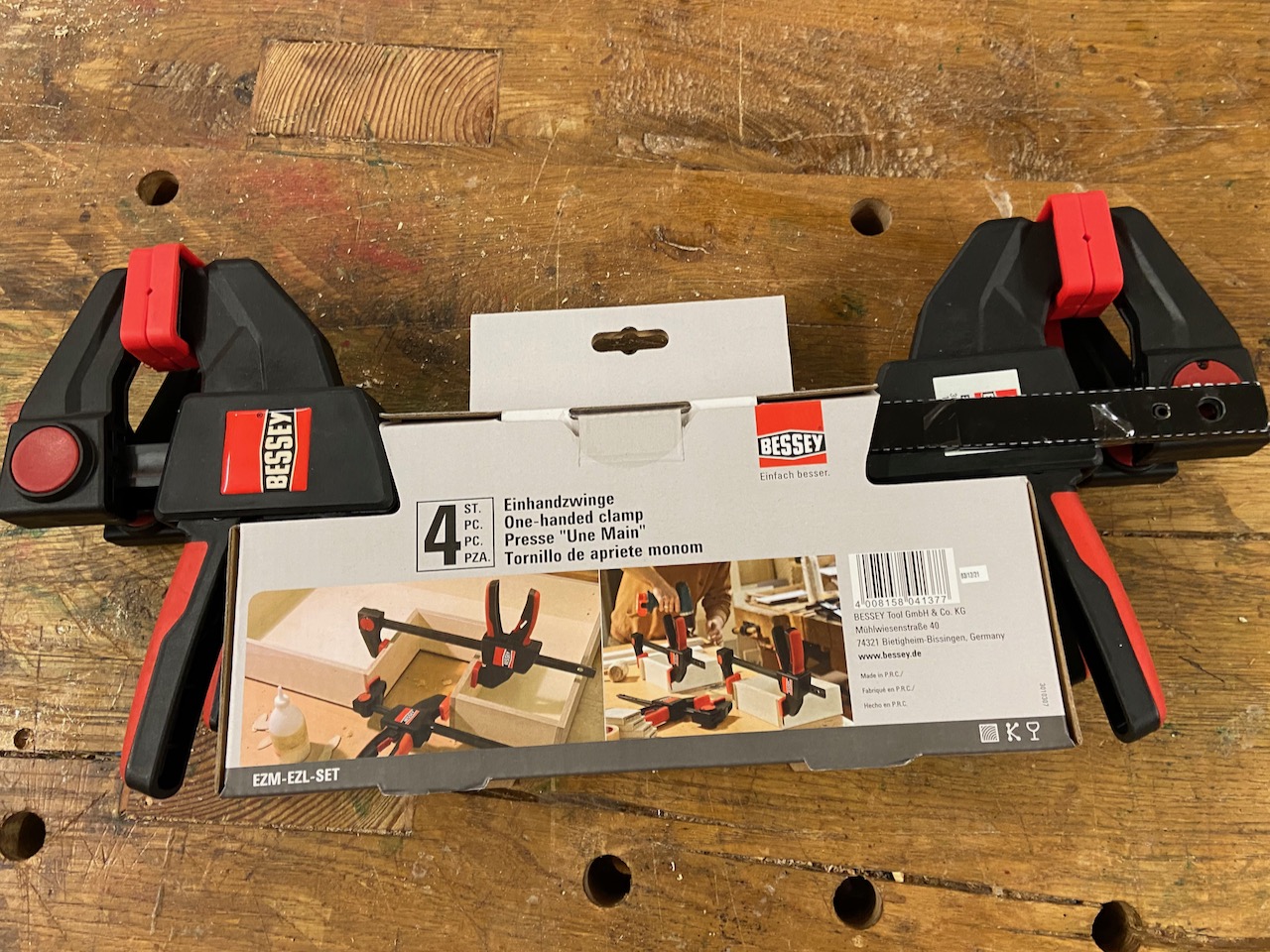 Einhandzwingen im Vergleich Wolfcraft vs. Bessey