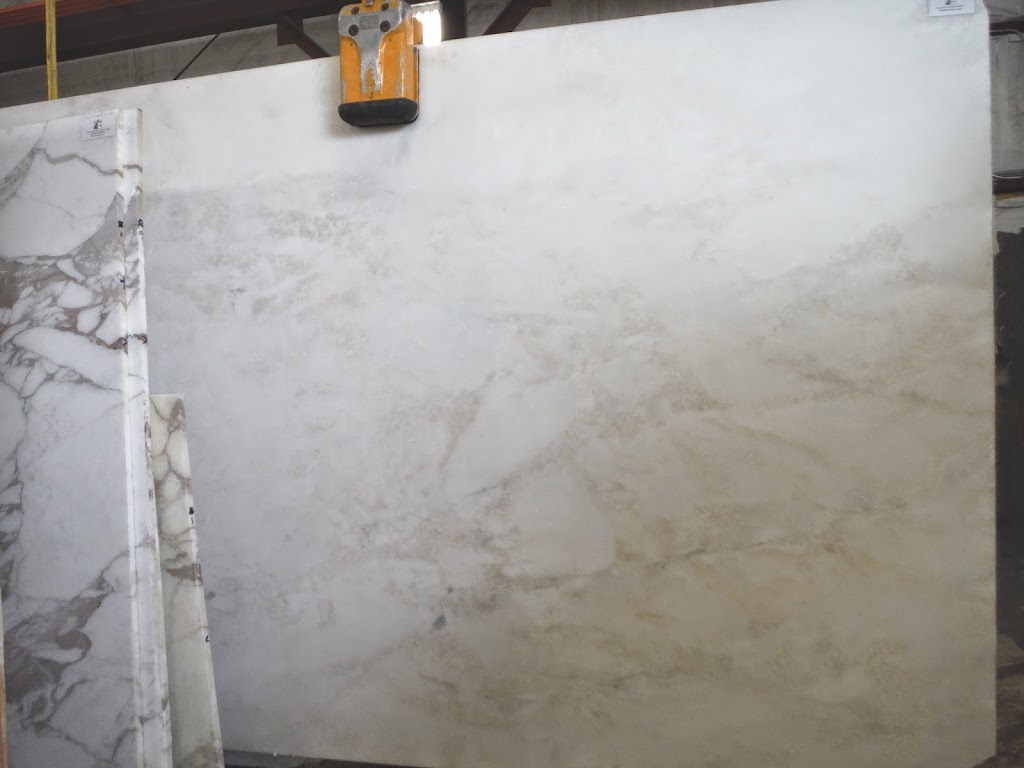 Some 3cm Marble slabs are translucent!! Homchick Stoneworks, Inc.