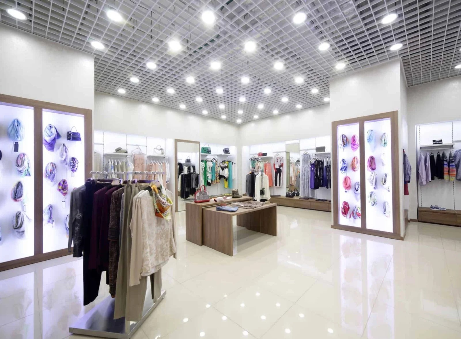 Modern Footwear Shop Design