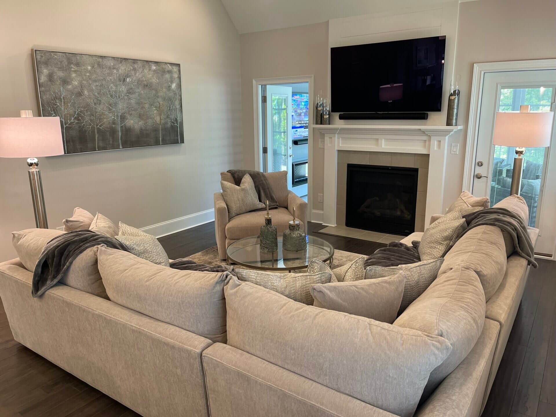 Waterbridge Cottage with Modern Flair Home Accents II