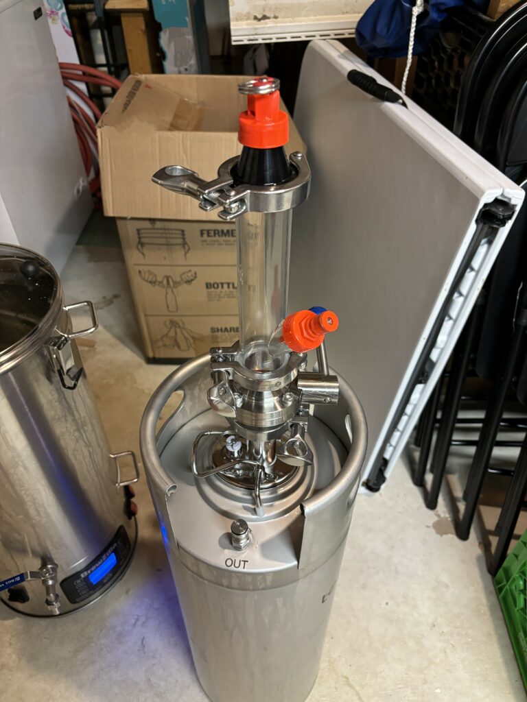 Stainless Steel Cornelius Keg Lid with 1.5″ TriClamp Ferrule 25.99