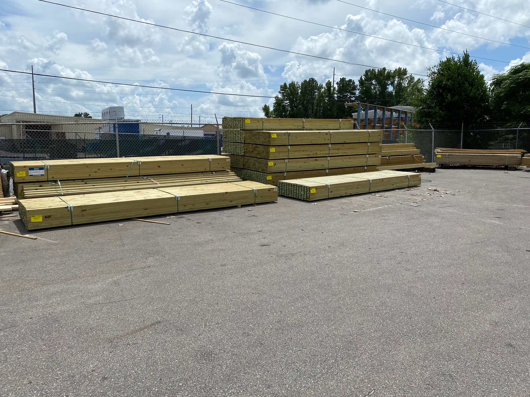 LUMBER & BUILDING Home Builders Supply