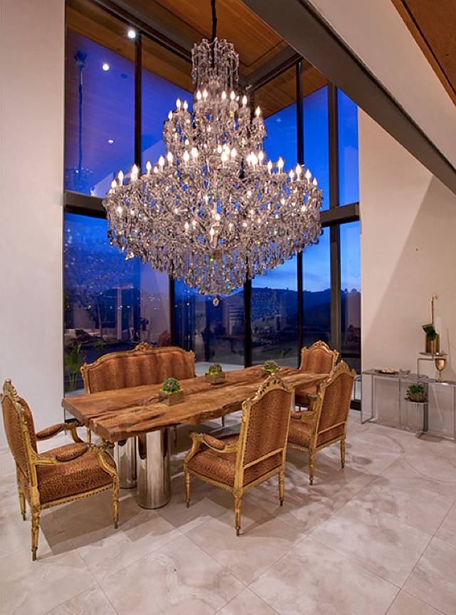 Contemporary Masterpiece Home Bunch Interior Design Ideas