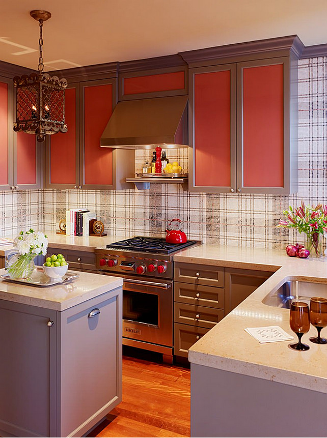 2015 Kitchen Summer Trends Consider Glass Backsplash Home Bunch 2015 Kitchen Summer Trends Consider Glass Backsplash Home Bunch