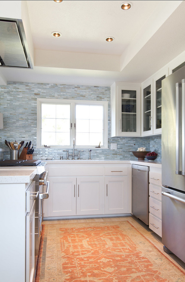 Beach Cottage with Beautiful Coastal Interiors Home Bunch Interior