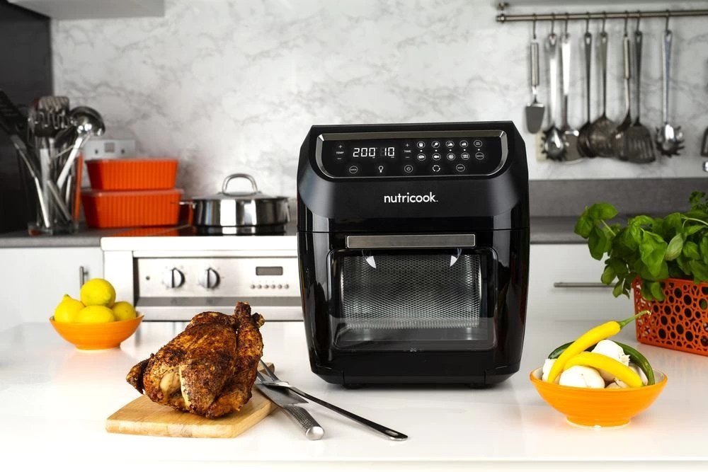 Easy To Clean and Maintain Nutricook 1800W Air Fryer Oven, 11Piece Set