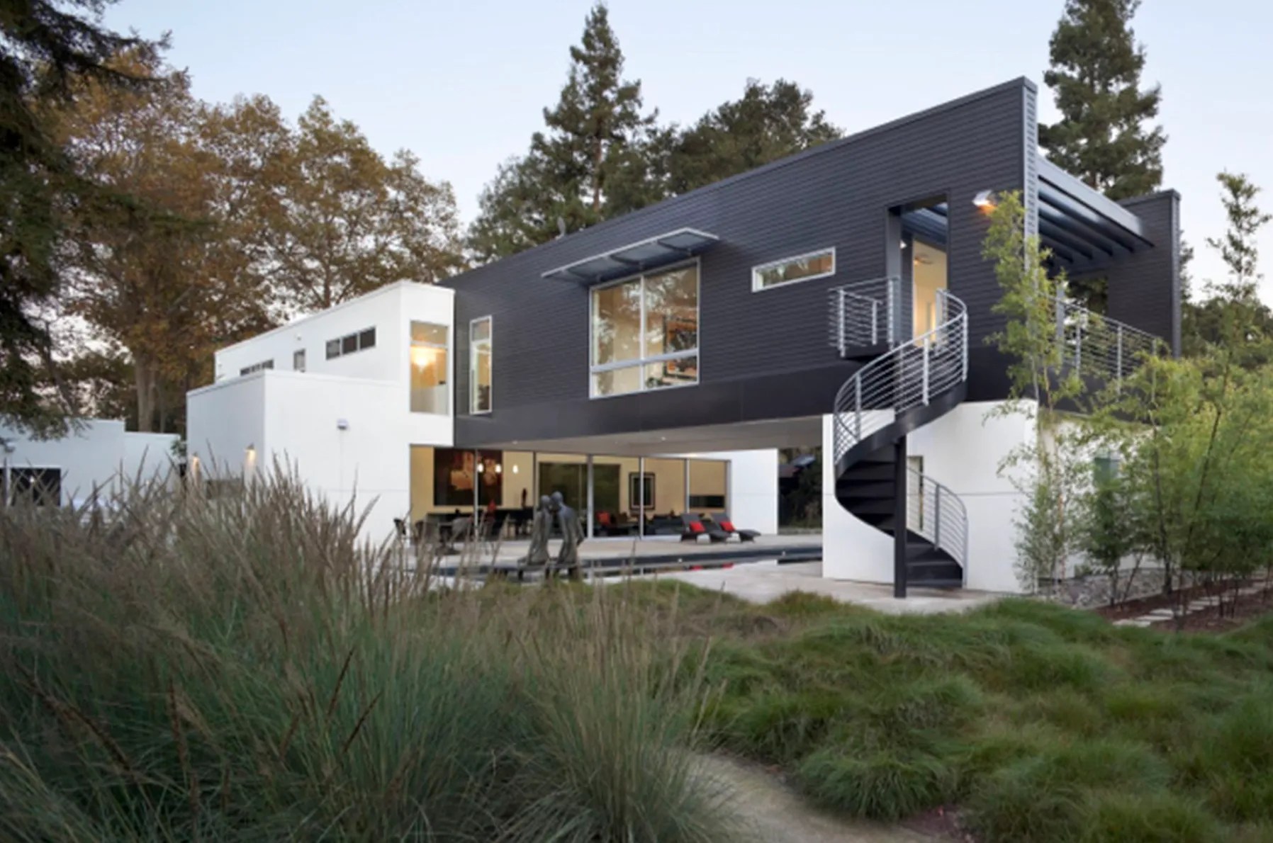 Unbelievable, Unusual Home Exchanges You Have to See for Yourself