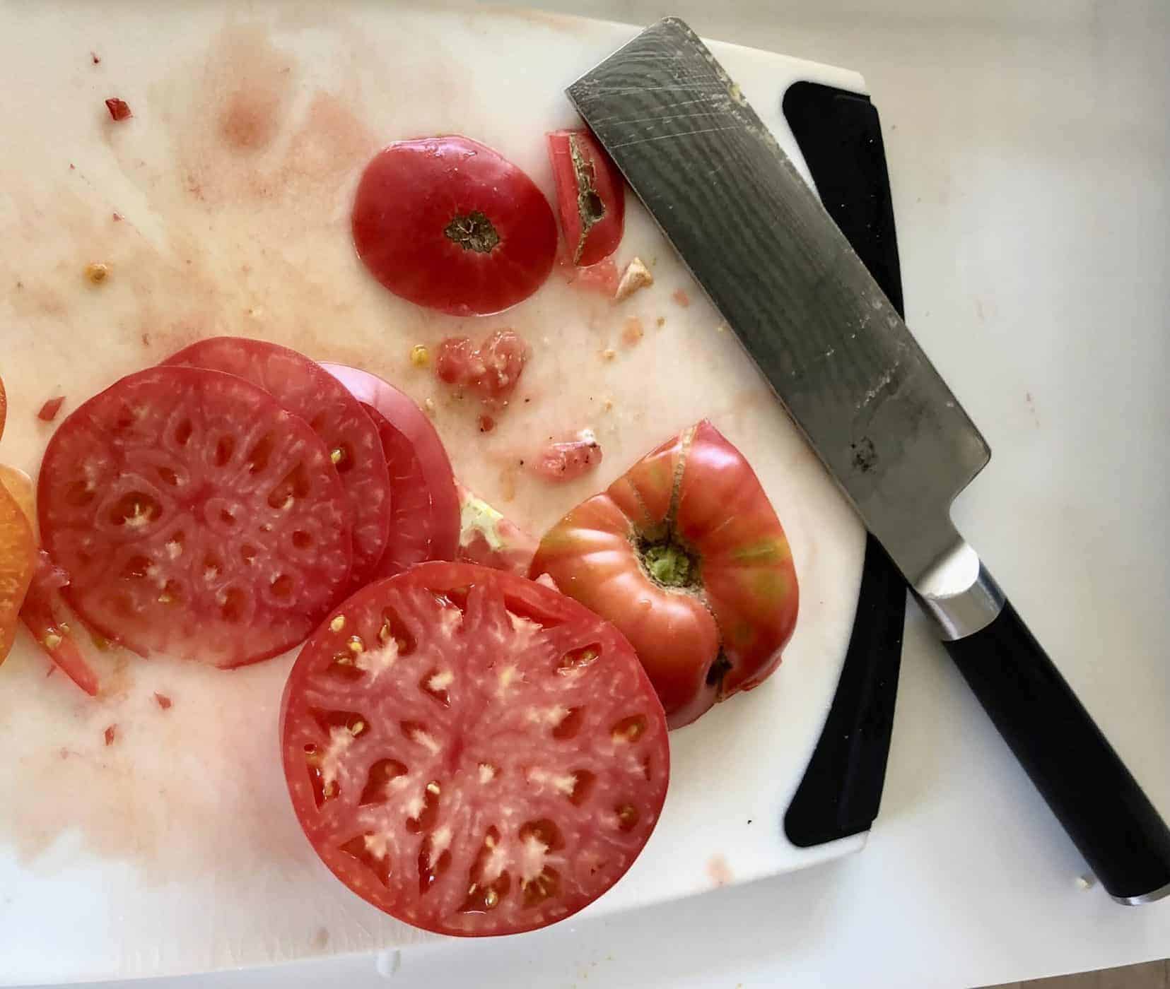 Brandywine tomato 🍅 Discover the rich flavors and history of this