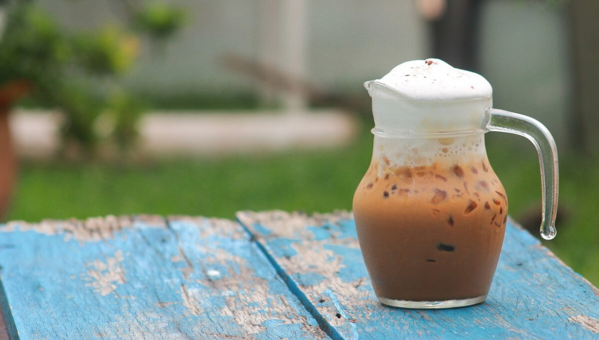How to Make an Iced Cappuccino (Copycat Starbucks Recipe)