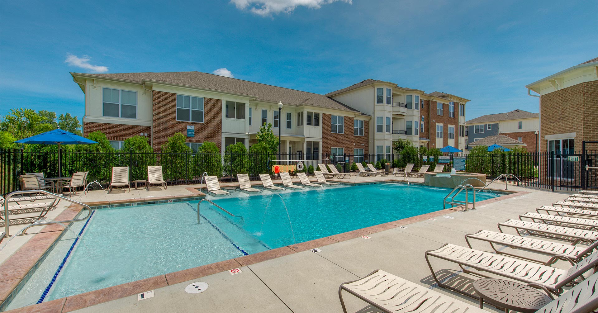 Carmel Apartment Amenities Photos Highpointe on Meridian Apartments