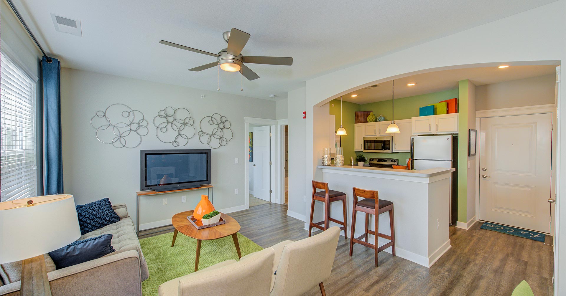 Apartment Gallery Lakeside Apartments