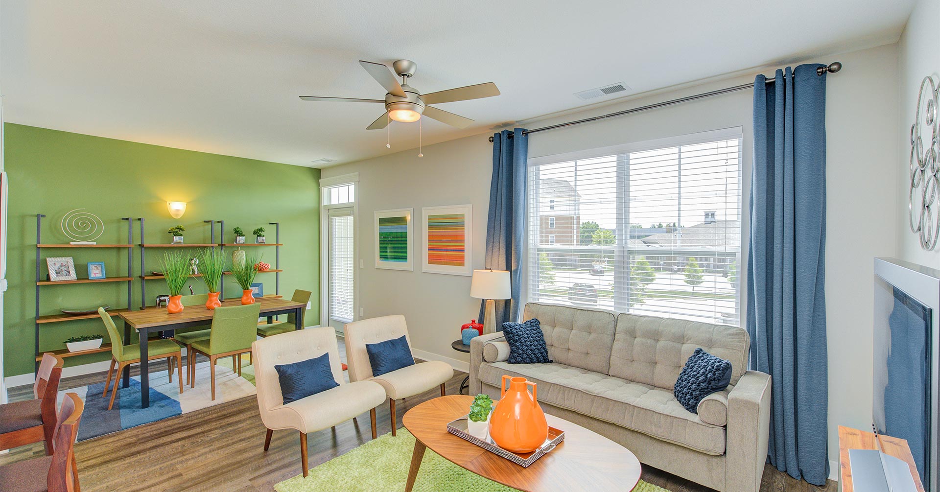 Apartment Gallery Lakeside Apartments