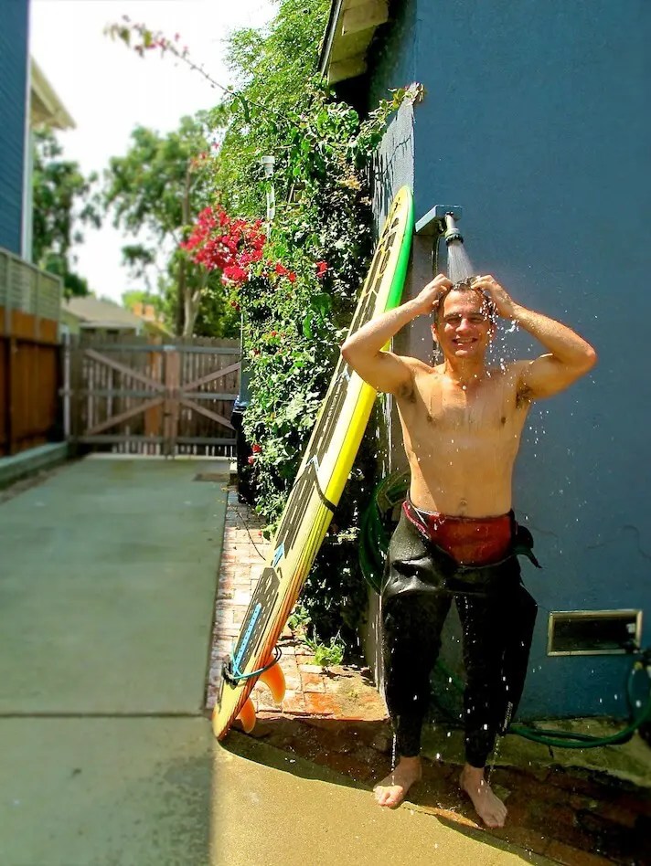 How To Make An Outdoor Shower Using A Simple Garden Hose HomeJelly